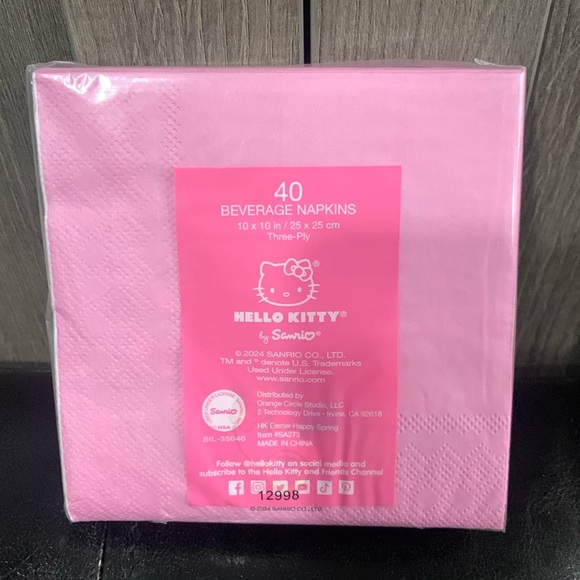Sanrio Hello Kitty Baby Lamb Pink Spring Set of 40 Beverage Napkins New Package - Picture 5 of 10